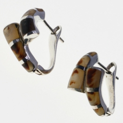 Pendientes Plata/ Nacar Cierre Catalan width = 